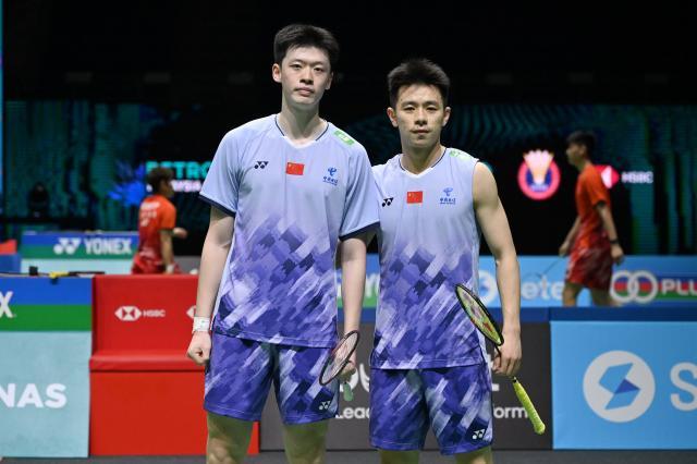 1736521008667055564.jpg (体育)(3)羽毛球——马来西亚公开赛:陈柏阳_刘毅晋级八强XxjpseC007184_20250109_PEPFN0A001.jpg